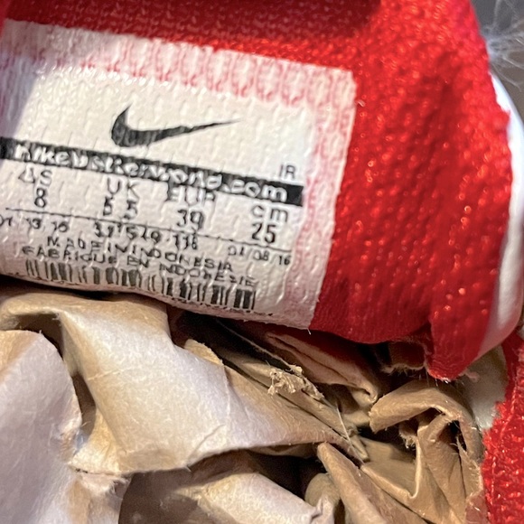 COPY - Nike Shox - Picture 2 of 7